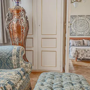  Villa Unique Location With Hot-Tub, Terrace And Garden