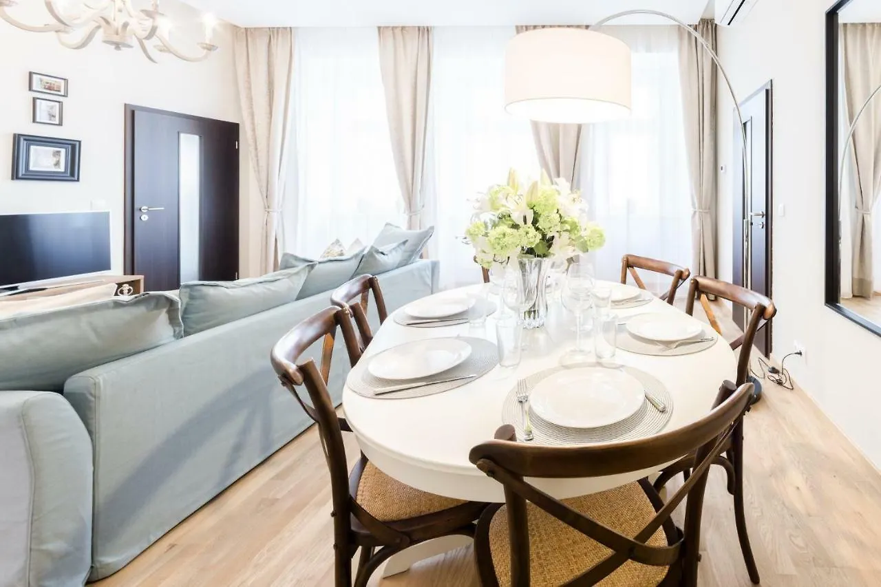 Ilen Apartments Prag