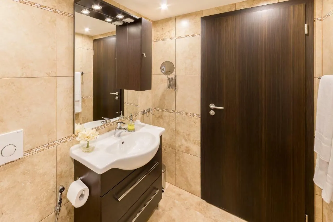 Ilen Apartments Prague